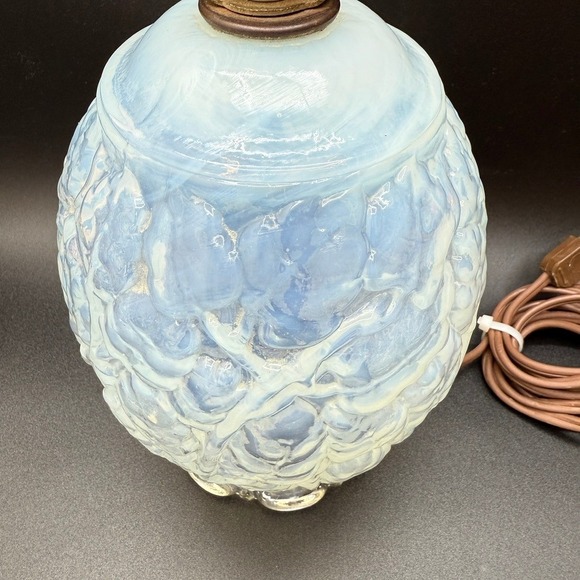Vintage Opaline Glass Lamp Embossed Floral Egg Shaped Bedside Table 50s READ - Picture 4 of 16
